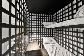 2 slaapkamers, een strijkplank/strijkijzer, wifi, beddengoed