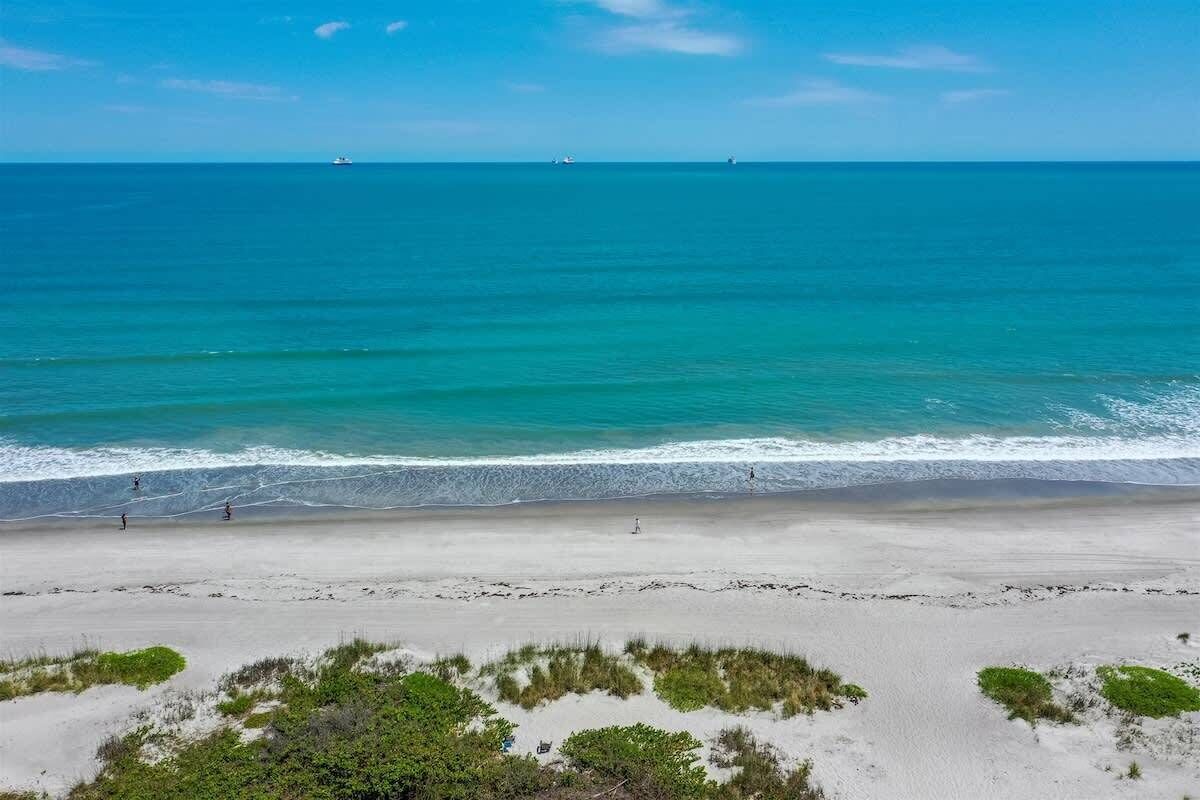 Am Strand, Liegestühle, Strandtücher