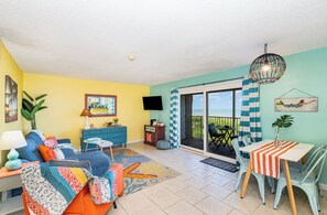 Smart TV, books, offices - Key West Style: 2B/2B Direct Beach Front Condo with Awesome Ocean views (Cocoa Beach)