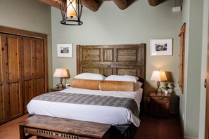 Fer et planche à repasser, Wi-Fi, draps fournis