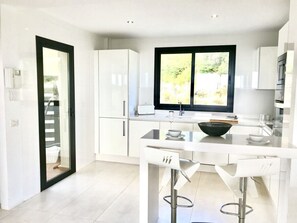 Fridge, microwave, oven, dishwasher - Ribera Luar Penthouse 2459 Estepona (Estepona)