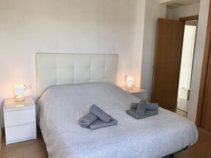 Fer et planche à repasser, Wi-Fi gratuit