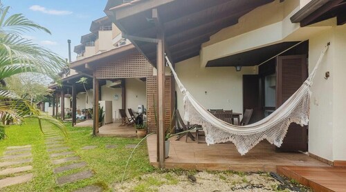 Discover Comfort and Leisure 170 m From Ponta das Canas Beach - Mvcs