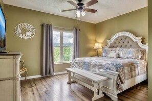 2 soverom, strykejern/-brett, wi-fi (inkludert) og sengetøy