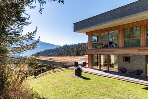 Terrace/patio - Exclusive Accommodation in the Alps (Laax Alpine Lodge) (Laax)