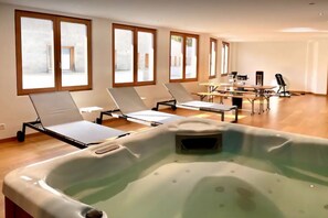 Interior - Exclusive Accommodation in the Alps (Laax Alpine Lodge) (Laax)