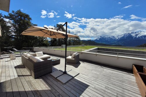 Exclusive Accommodation in the Alps (Laax Alpine Lodge)