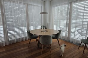 تناول الطعام