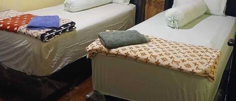 Chambre Confort Double ou avec lits jumeaux, balcon, vue océan | Wi-Fi gratuit