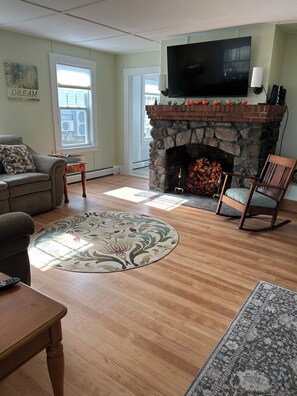 تلفزيون ذكي