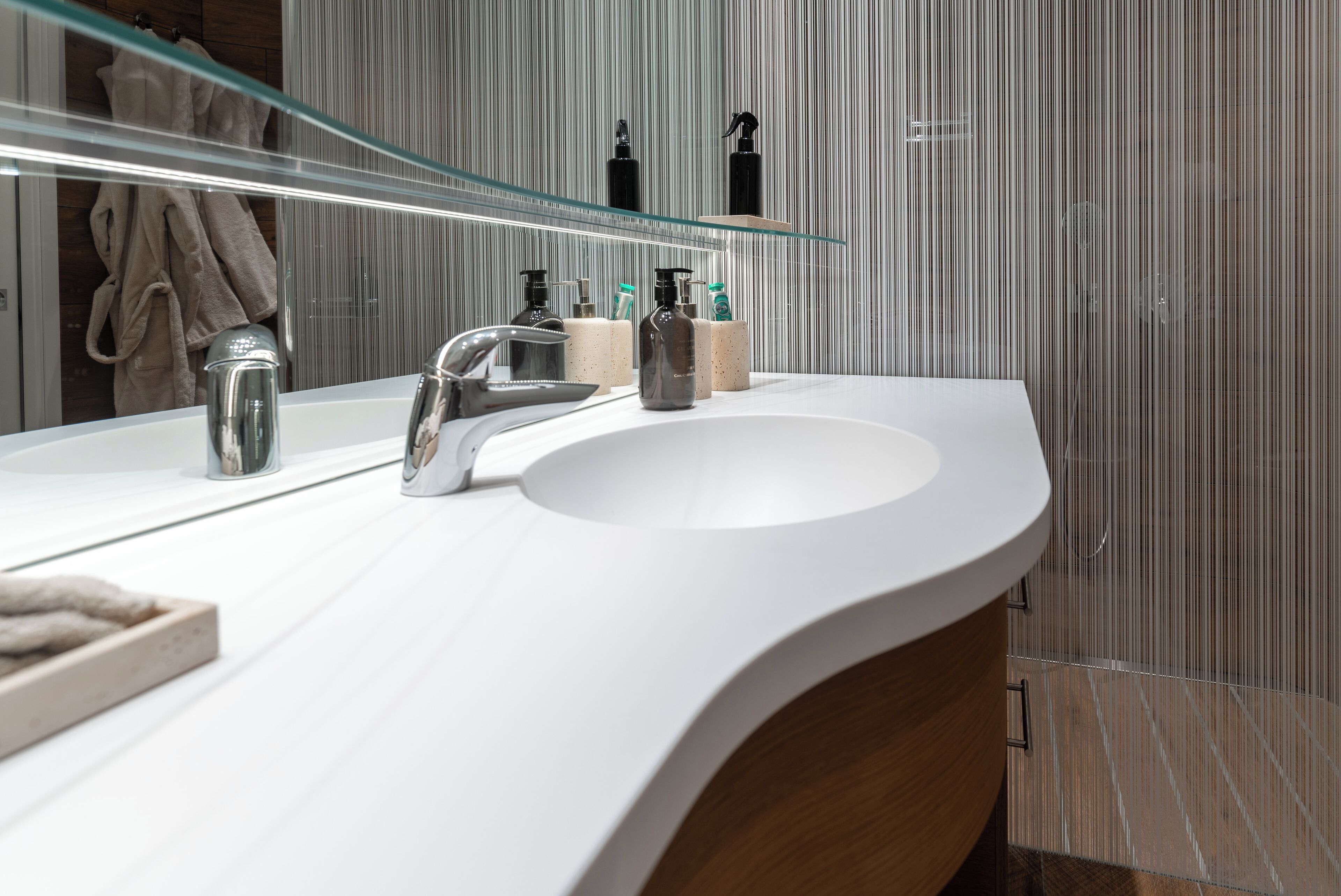 Apartment, 1 Bedroom, Kitchen, City View | Bathroom | Shower, hair dryer, towels, soap