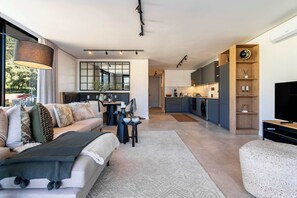 TV, offices