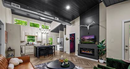 New Adult Kink Theme Romantic Luxury Couples Cabin