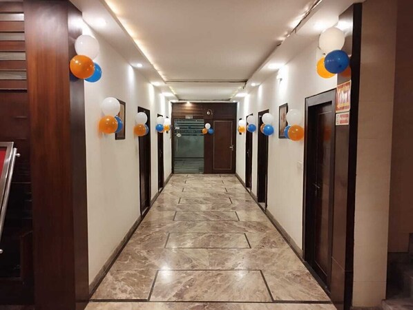 Reception - Goyal Hoteliers - Hotel Tara Palace (Agra)