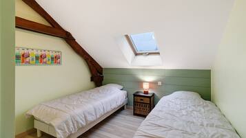 2 chambres, fer et planche Ă repasser, Wi-Fi, draps fournis