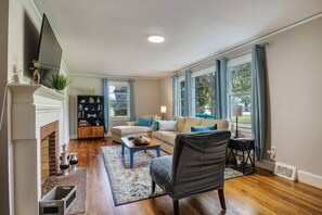 TV, ping pong, books