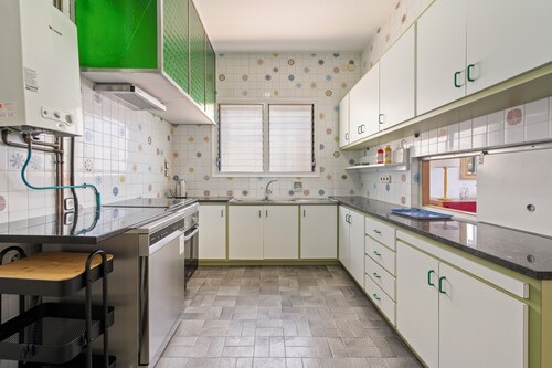 Stylish house with sea views in Bellamar - creative, relaxed & close to the beach