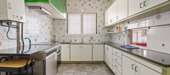 Stylish house with sea views in Bellamar - creative, relaxed & close to the beach