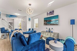 Huis, Meerdere bedden, terras, uitzicht op tuin (Timeless Memories at Reunion Village) | Woonruimte