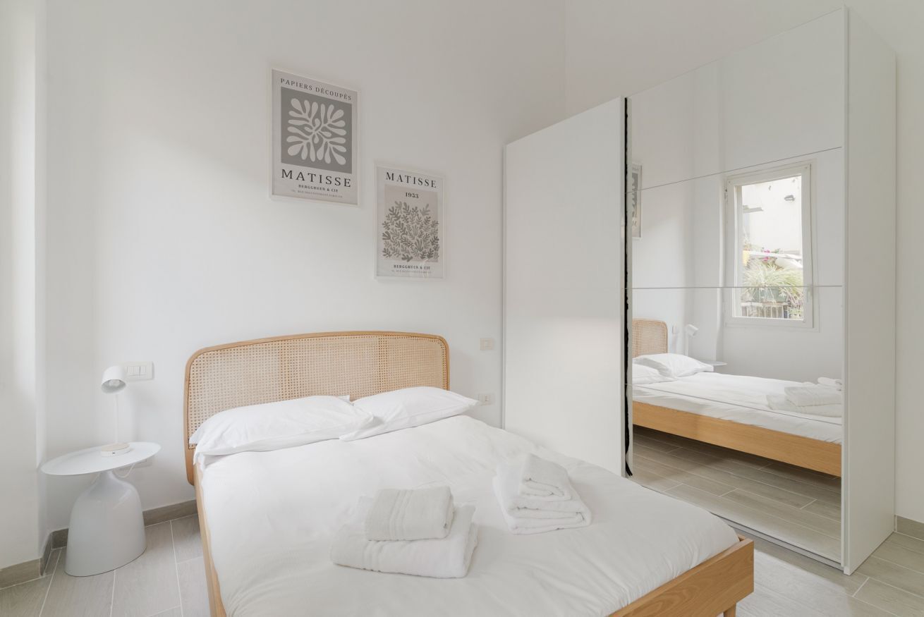 2 slaapkamers, een strijkplank/strijkijzer