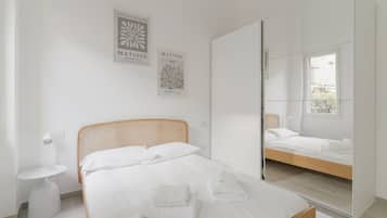 2 bedrooms, iron/ironing board