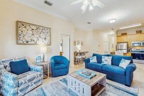 TV - Cozy coastal condo with shared pool,  beach access and Wifi (Santa Rosa Beach)