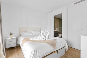 Bügeleisen/Bügelbrett, WLAN, Bettwäsche