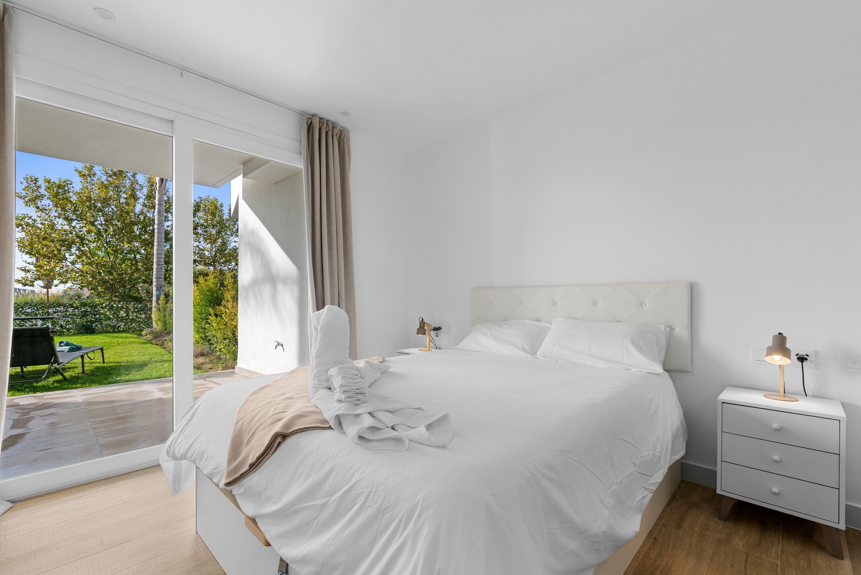 Fer et planche à repasser, Wi-Fi, draps fournis