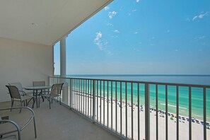 Outdoor dining - Gulf-View Luxury Condo | Balcony + Pools | Steps to Beach | Sleeps 8 (Miramar Beach)