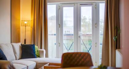 Pass the Keys | Stylish and Modern Flat with Free Parking