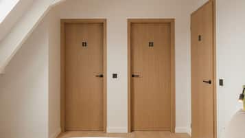 Quarto casal premium, 3 quartos | Wi-Fi de cortesia