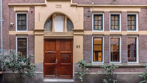 Voorkant van accommodatie