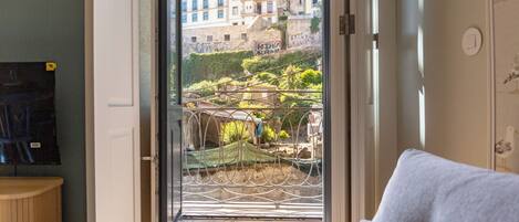 Comfort Apartment, River View