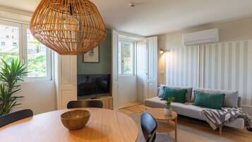 Comfort Apartment, River View | Free WiFi