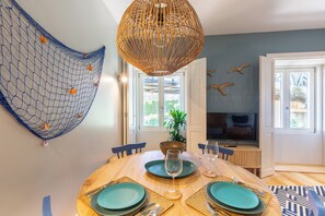 Comfort Apartment, River View | Free WiFi - Porto Haven - Under the Luís I Bridge (Porto)