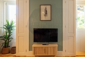 คอมฟอร์ทอพาร์ทเมนท์, วิวแม่น้ำ | Wi-Fi ฟรี