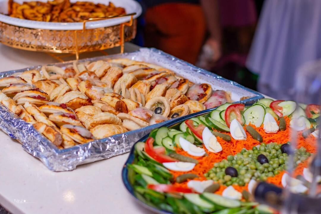 الطعام والشراب