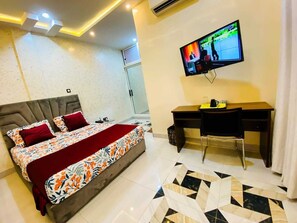 Habitación estándar, balcón | Wifi gratis 