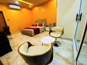 Habitación superior, balcón | Wifi gratis 