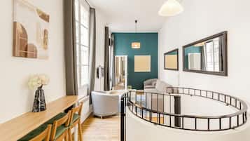 Apartment, Courtyard View | Living area | 32-inch Smart TV with cable channels, Netflix, streaming services