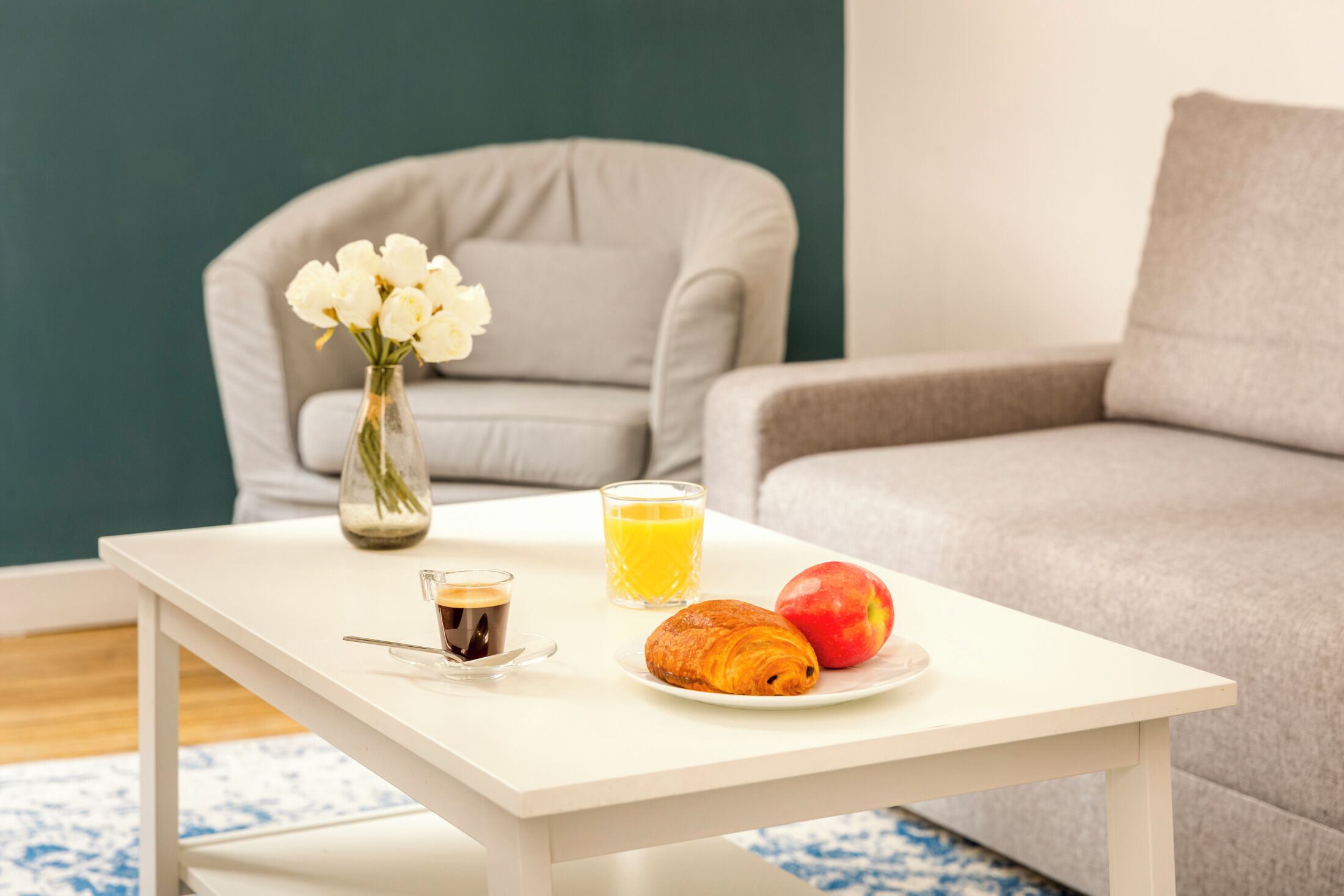 Petit déjeuner servi tous les jours en supplément