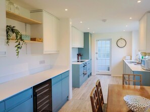 Småhus | Eget kjøkken | Oppvaskmaskin og kjøkkenutstyr