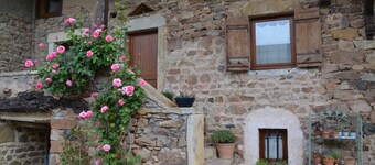 Gîte 'La Framboisine' with Countryside Views