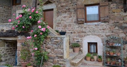 GĂźte 'La Framboisine' avec vue sur la campagne