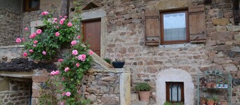 Gîte 'La Framboisine' with Balcony and Wi-Fi