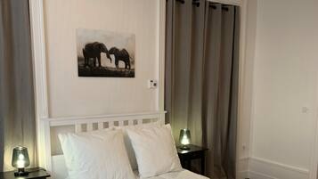 1 bedroom, iron/ironing board, free WiFi, bed sheets