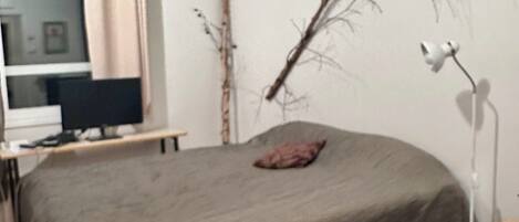 Free WiFi, wheelchair access