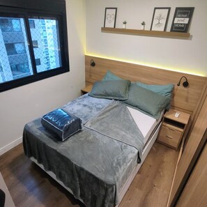 2 slaapkamers, een strijkplank/strijkijzer, wifi, beddengoed