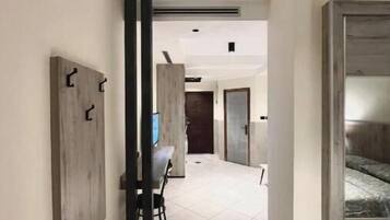 1 habitación, internet y ropa de cama