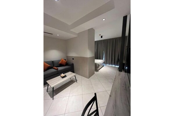 Accès Internet, draps fournis